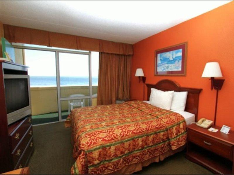 Days Inn By Wyndham Myrtle Beach-Beach Front Exterior photo