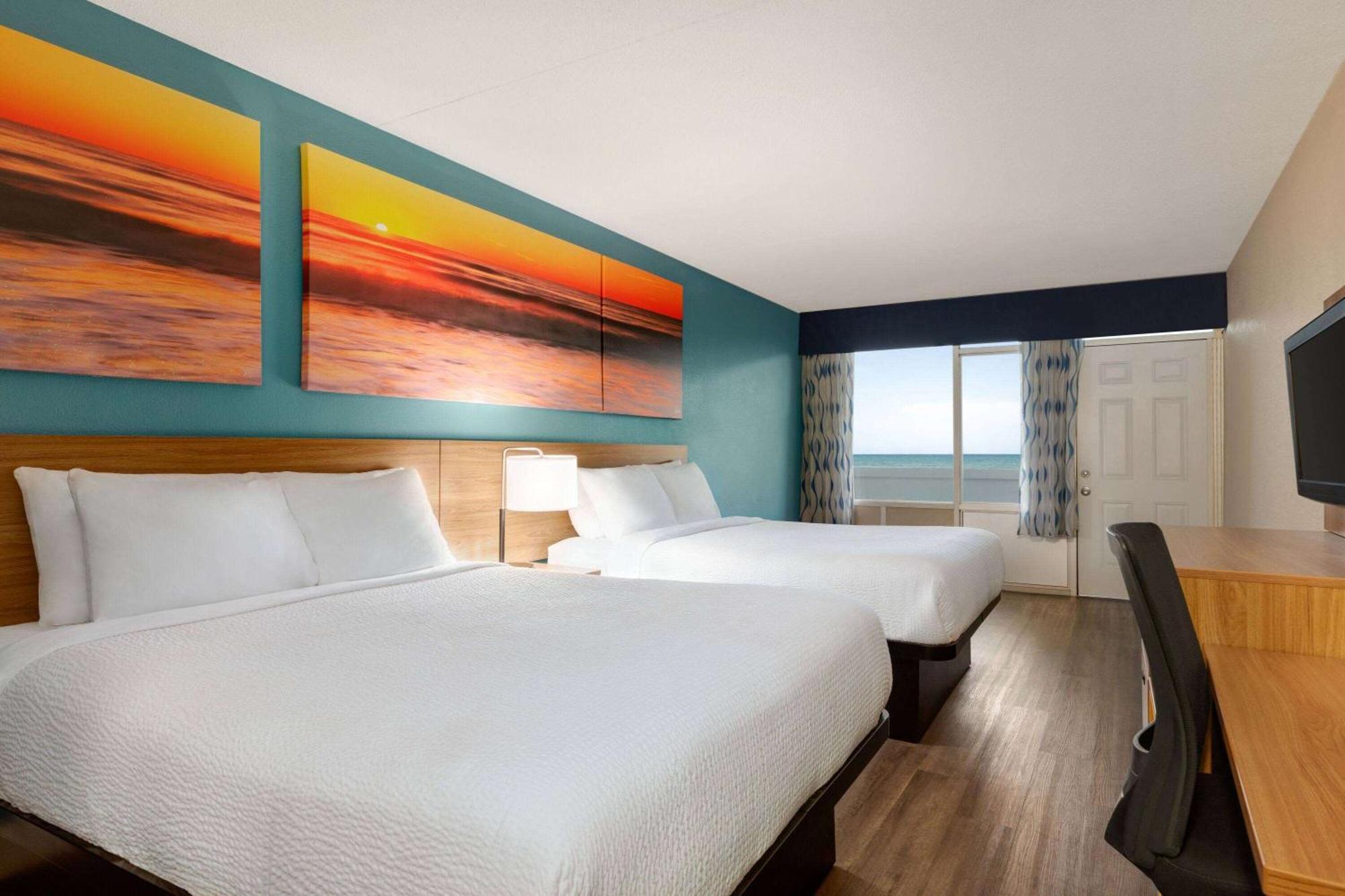 Days Inn By Wyndham Myrtle Beach-Beach Front Exterior photo